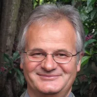 Headshot of Niklas Krause